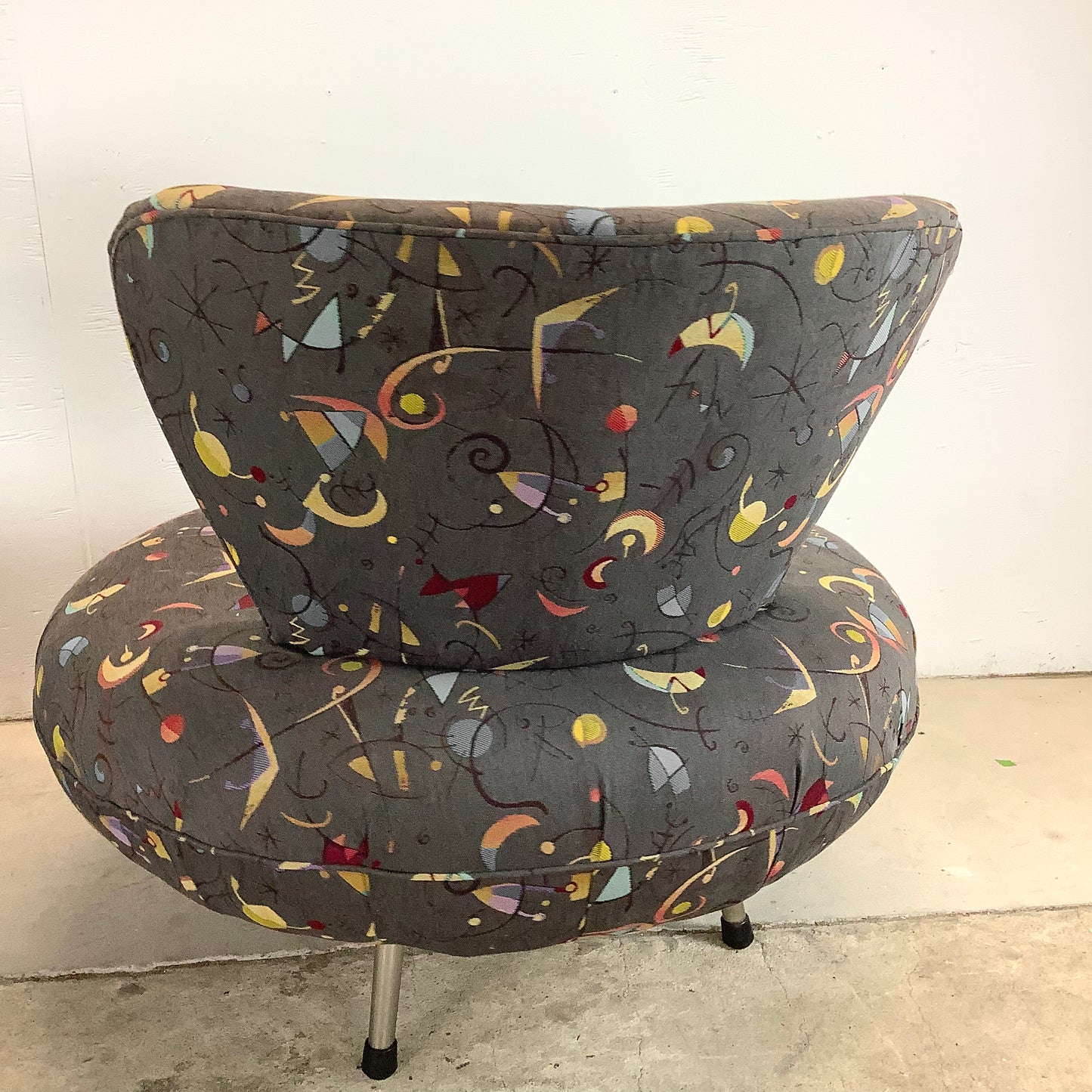 Pair Modern Swivel Disc Chairs With Ottoman