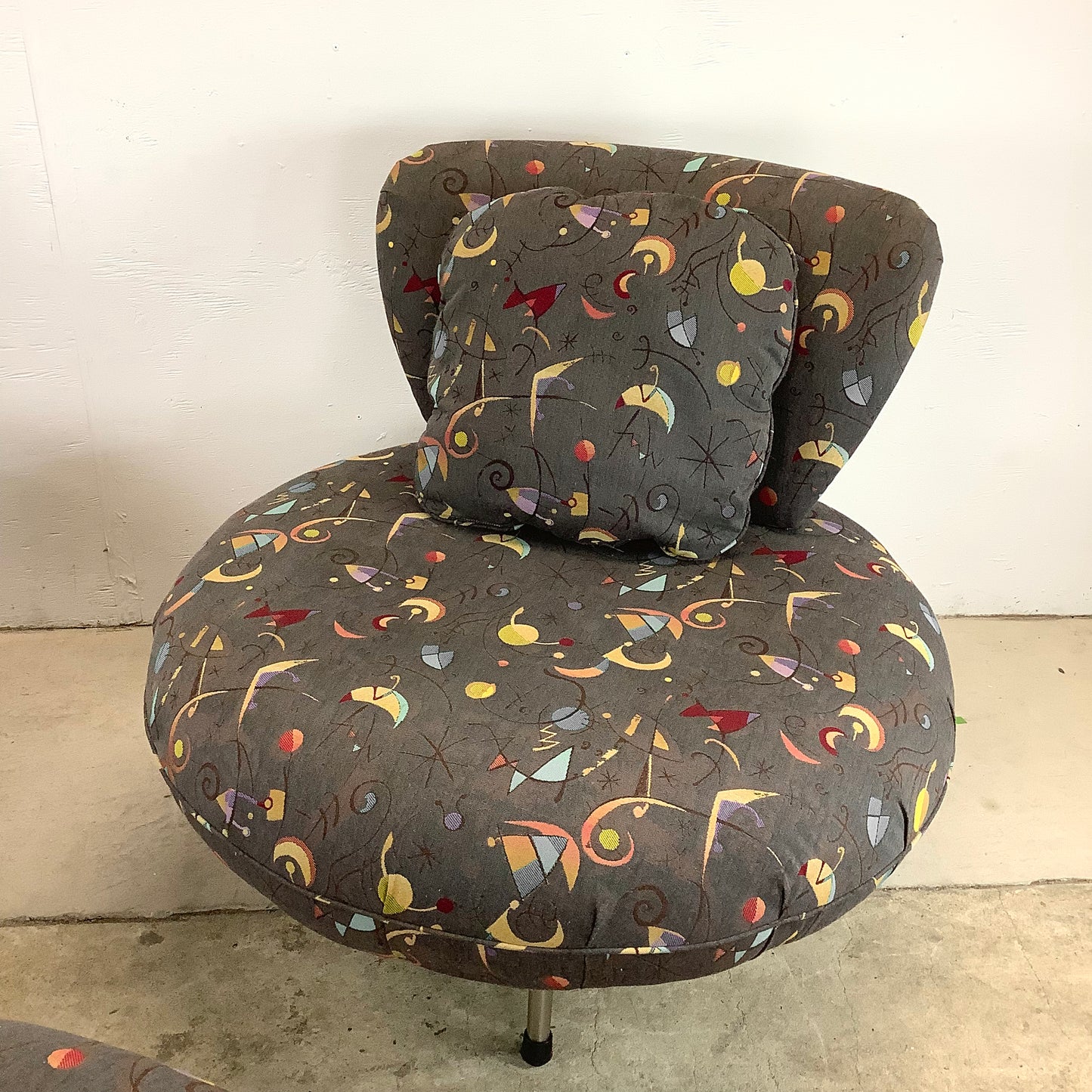 Pair Modern Swivel Disc Chairs With Ottoman