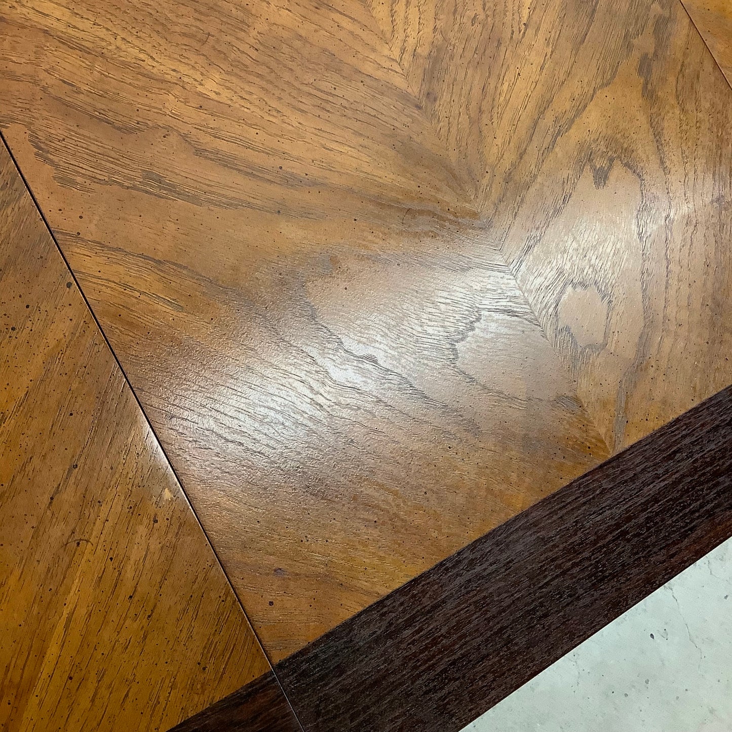 Vintage “tower suite” Oval Dining Table With Two Leaves by Lane