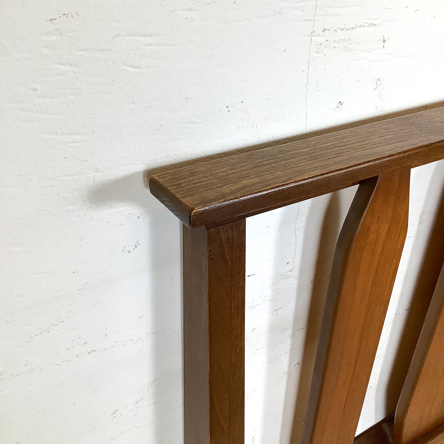 Mid-Century Walnut Twin Bed Frame – Vintage Modern Design