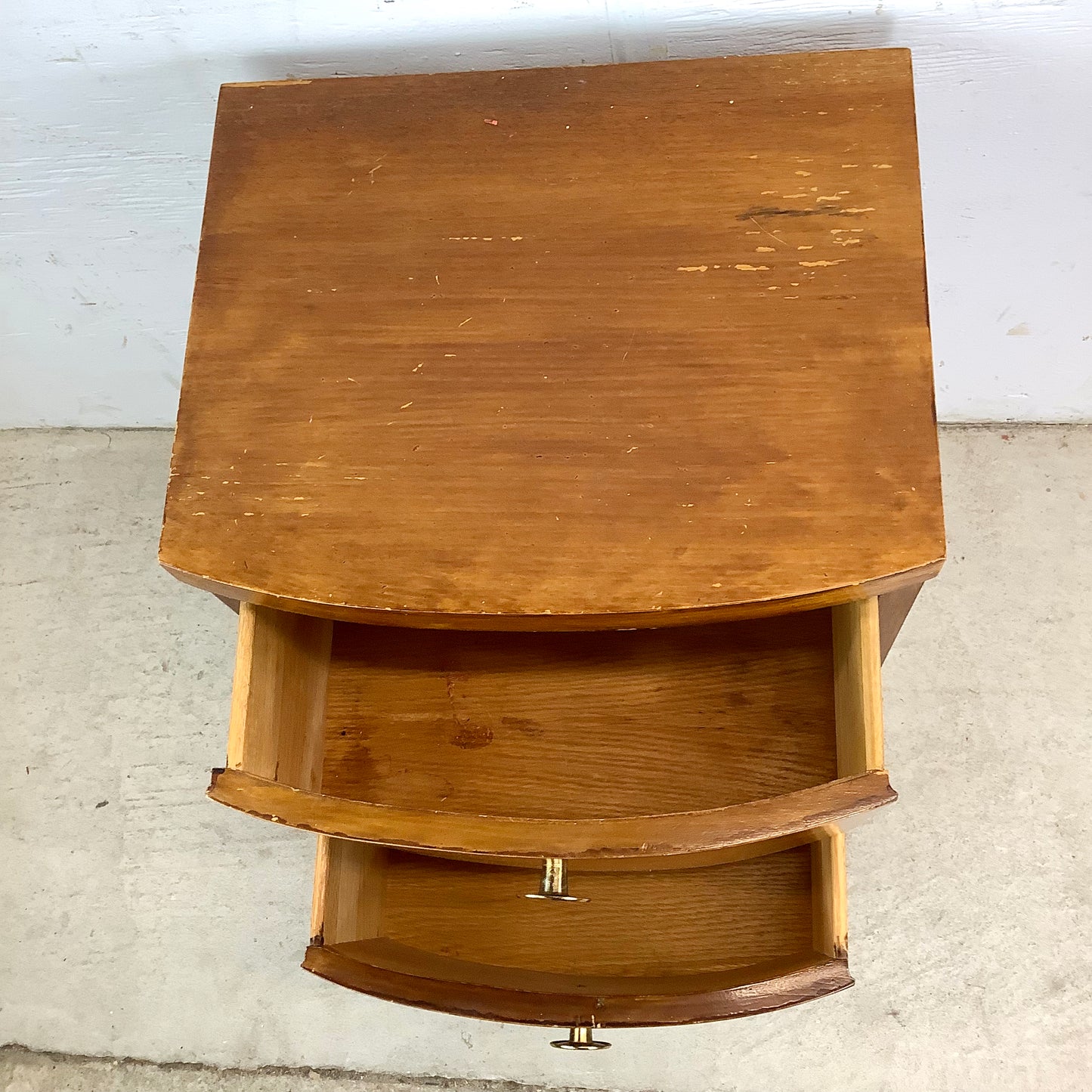 Vintage Two Drawer Deco Nightstandd