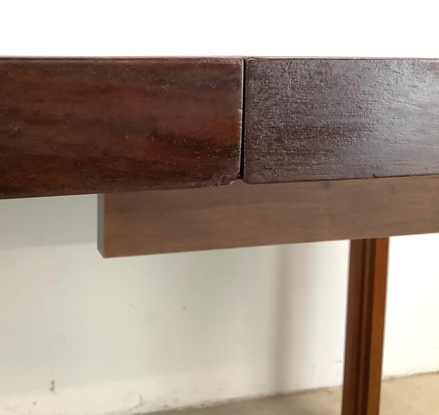 Vintage “tower suite” Oval Dining Table With Two Leaves by Lane