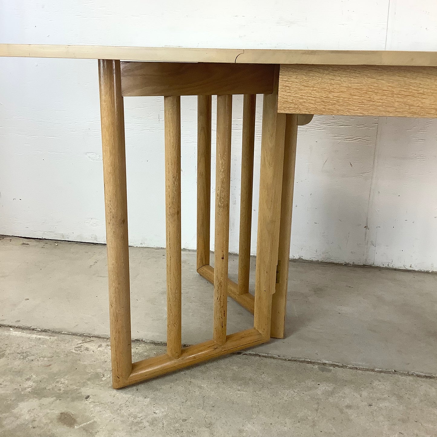 Mid-Century Gateleg Dining Table With Drop Leaves