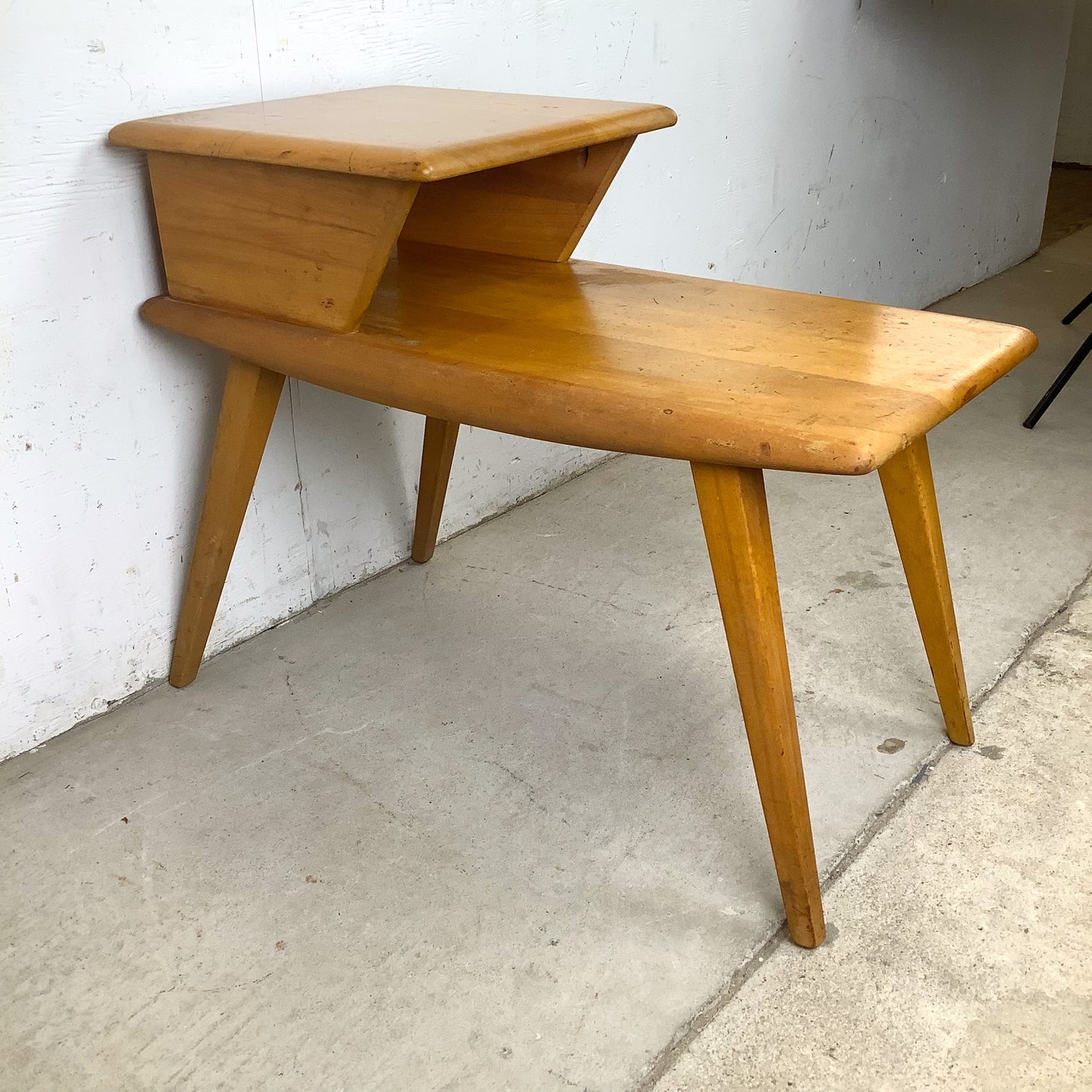 Vintage Heywood-Wakefield Birch Magazine Table | Mid-Century Wheat Finish End Table
