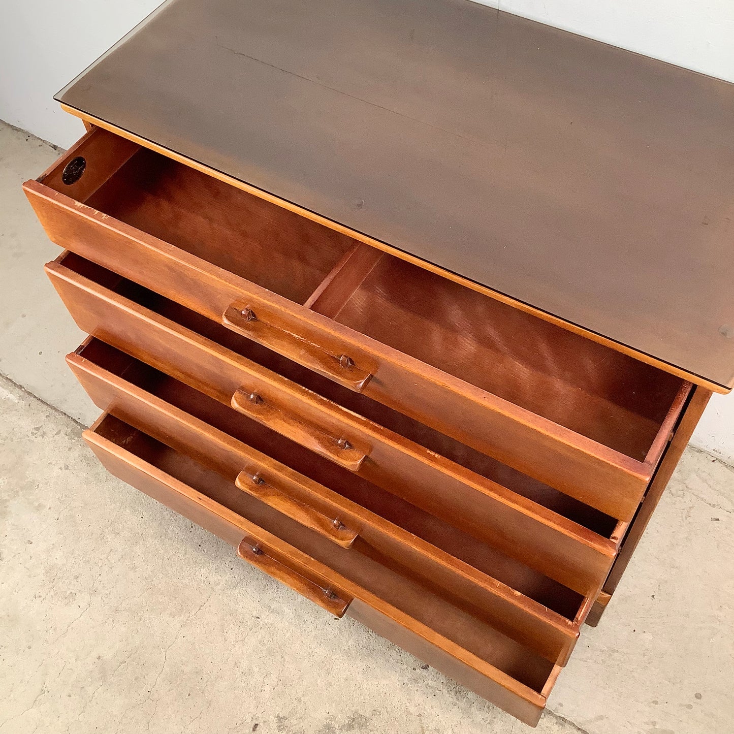 Vintage Colonial Dresser With Mirror from Cushman