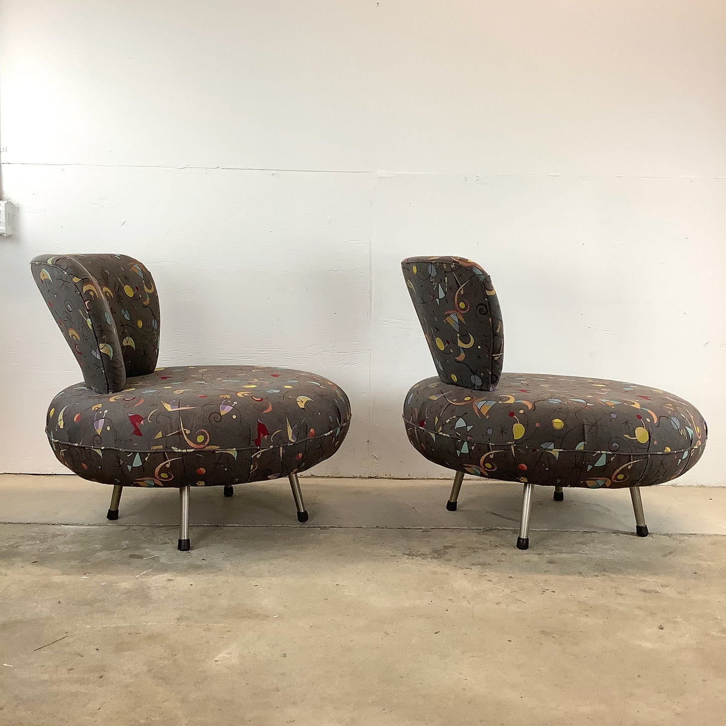 Pair Modern Swivel Disc Chairs With Ottoman