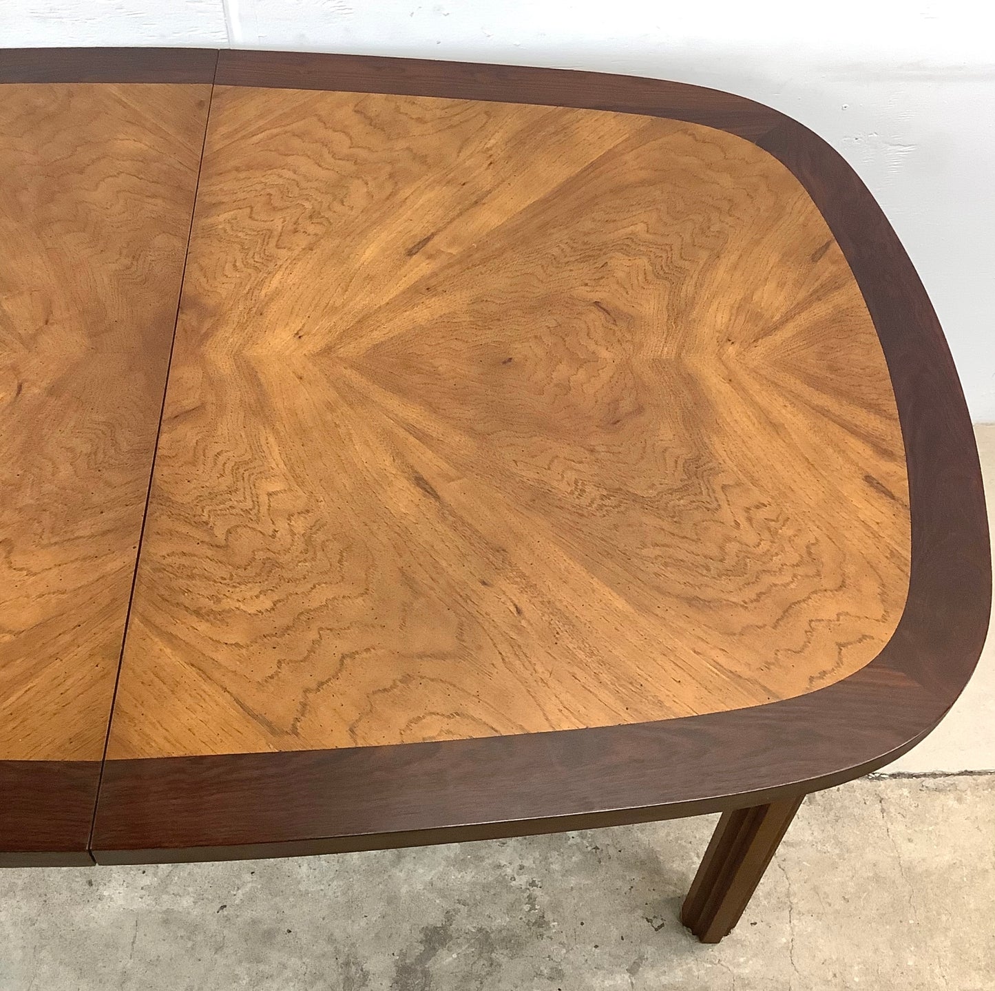 Vintage “tower suite” Oval Dining Table With Two Leaves by Lane