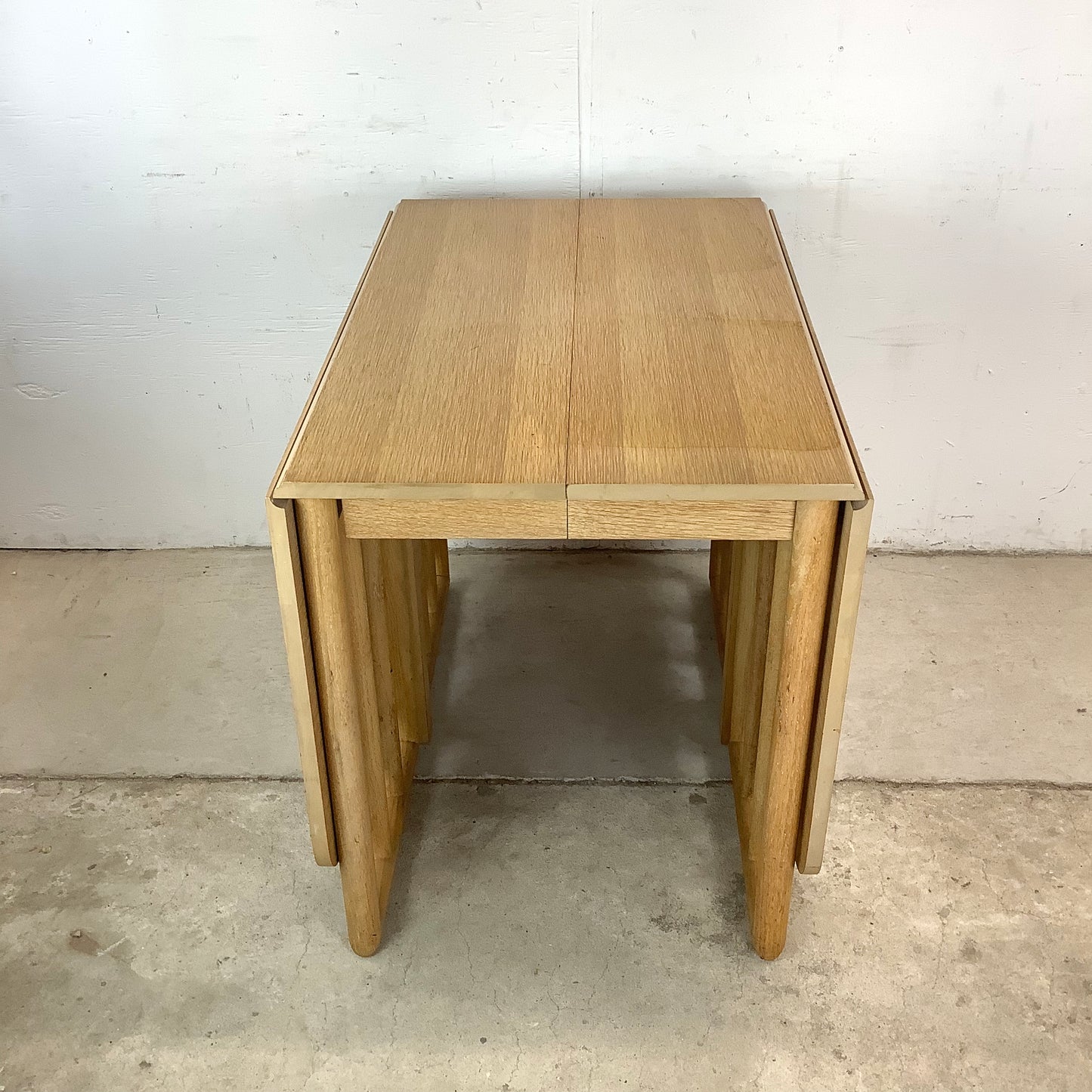 Mid-Century Gateleg Dining Table With Drop Leaves