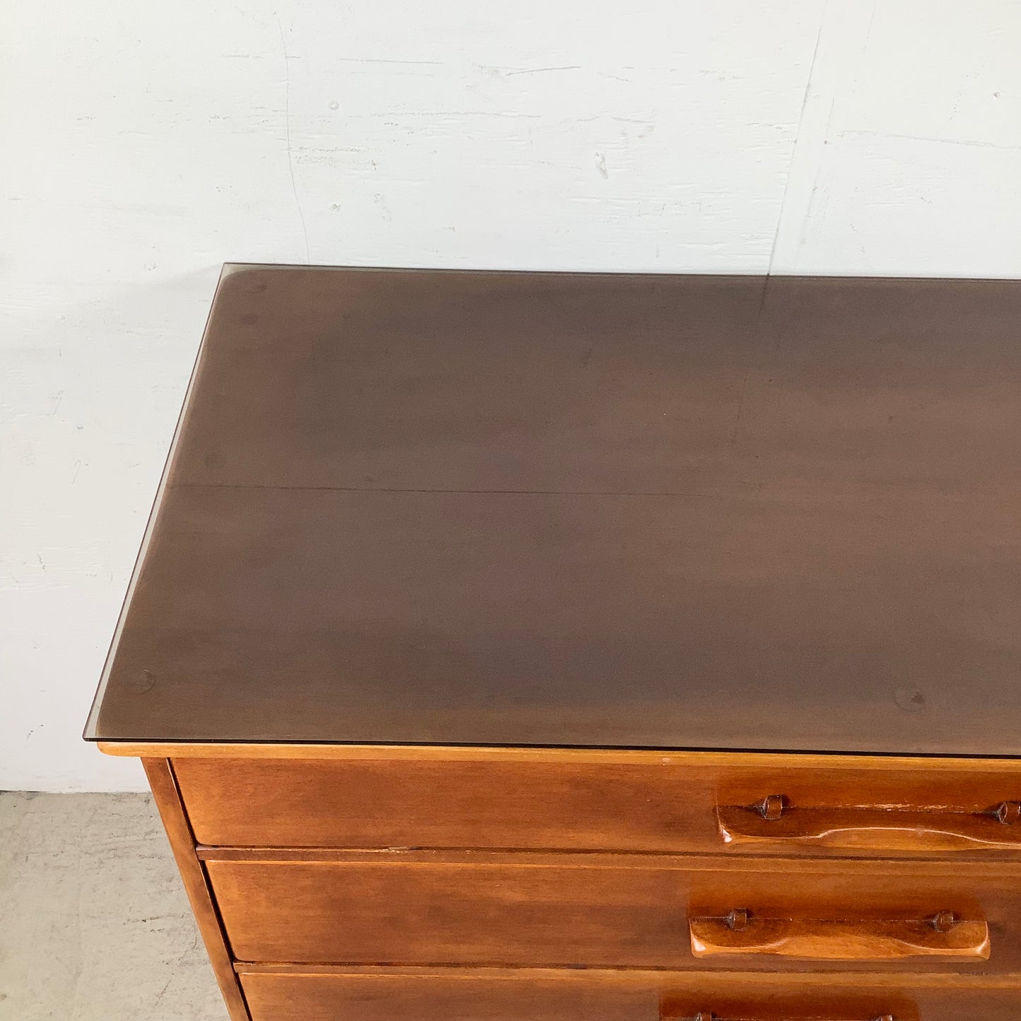 Vintage Colonial Dresser With Mirror from Cushman