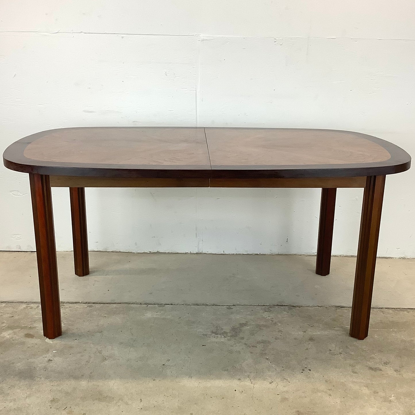 Vintage “tower suite” Oval Dining Table With Two Leaves by Lane