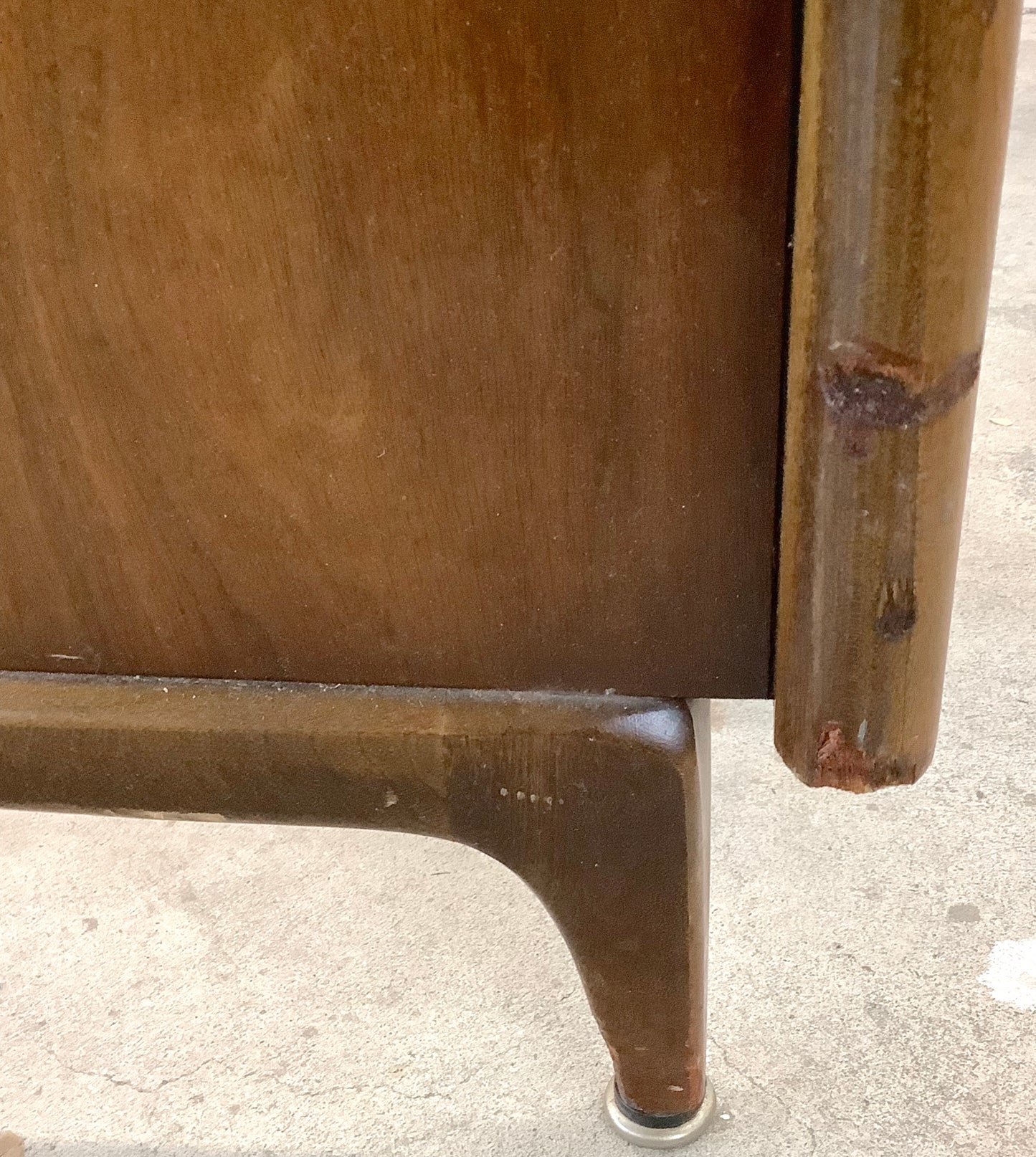 Mid-Century Walnut Diamond Front Bed Frame- Full