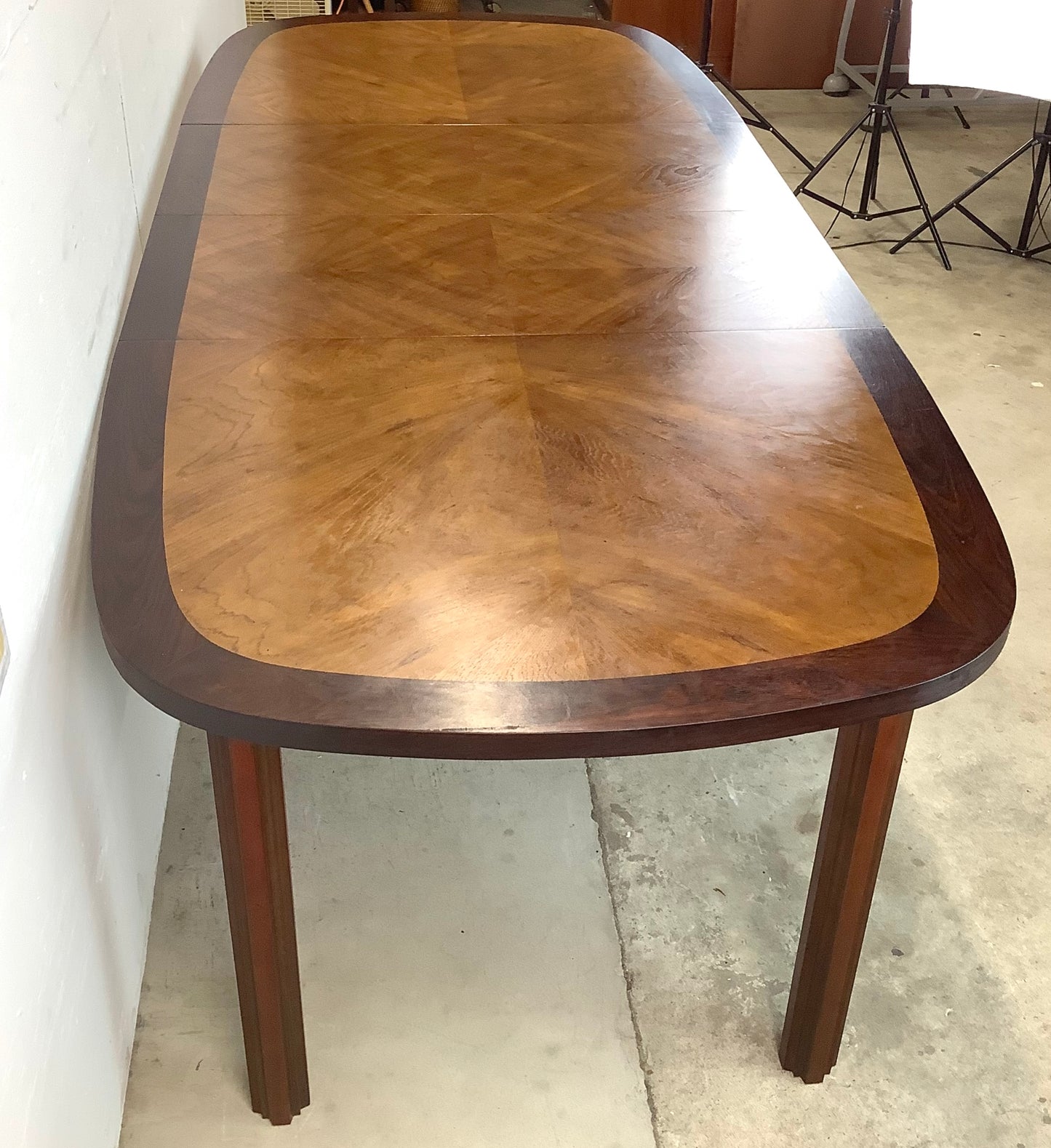 Vintage “tower suite” Oval Dining Table With Two Leaves by Lane