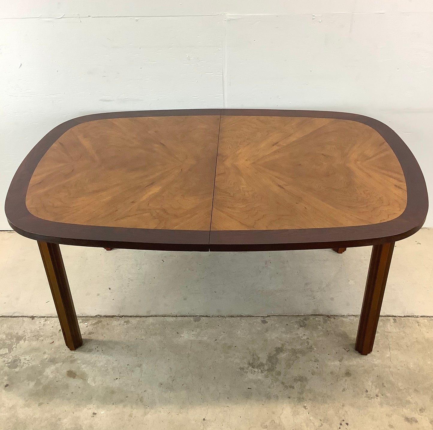 Vintage “tower suite” Oval Dining Table With Two Leaves by Lane