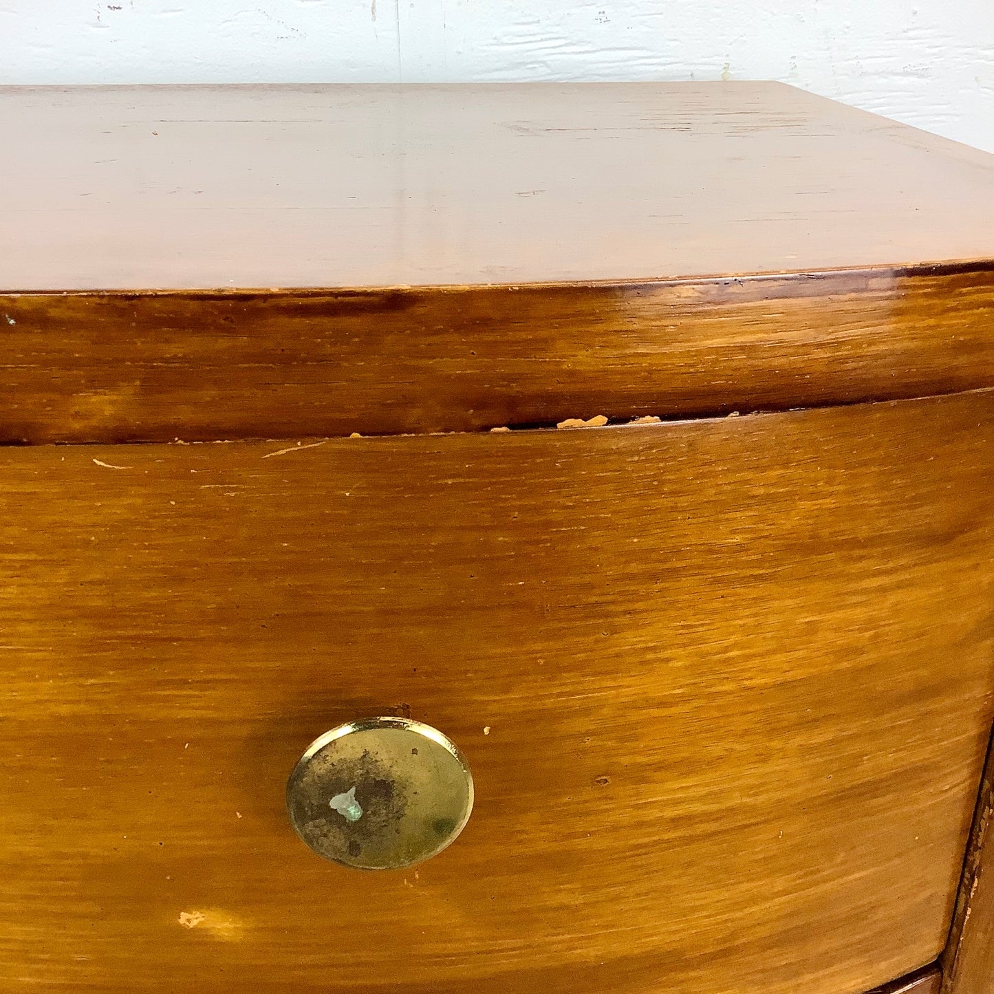 Vintage Two Drawer Deco Nightstandd