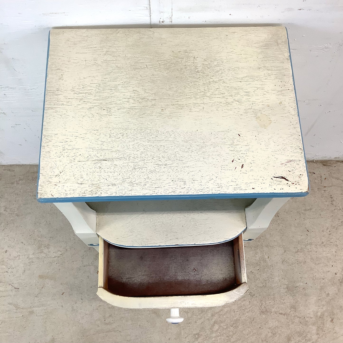 Vintage Neoclassical Nightstand with Drawer