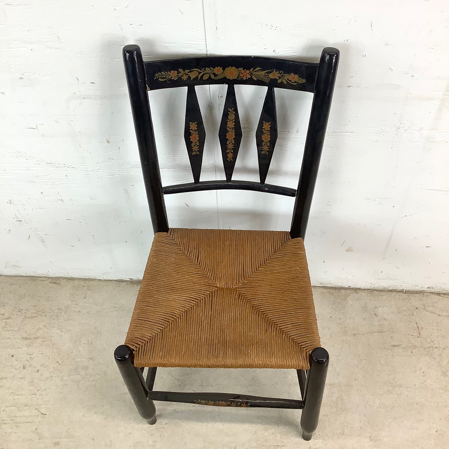 Vintage Farmhouse Rush Seat Side Chair