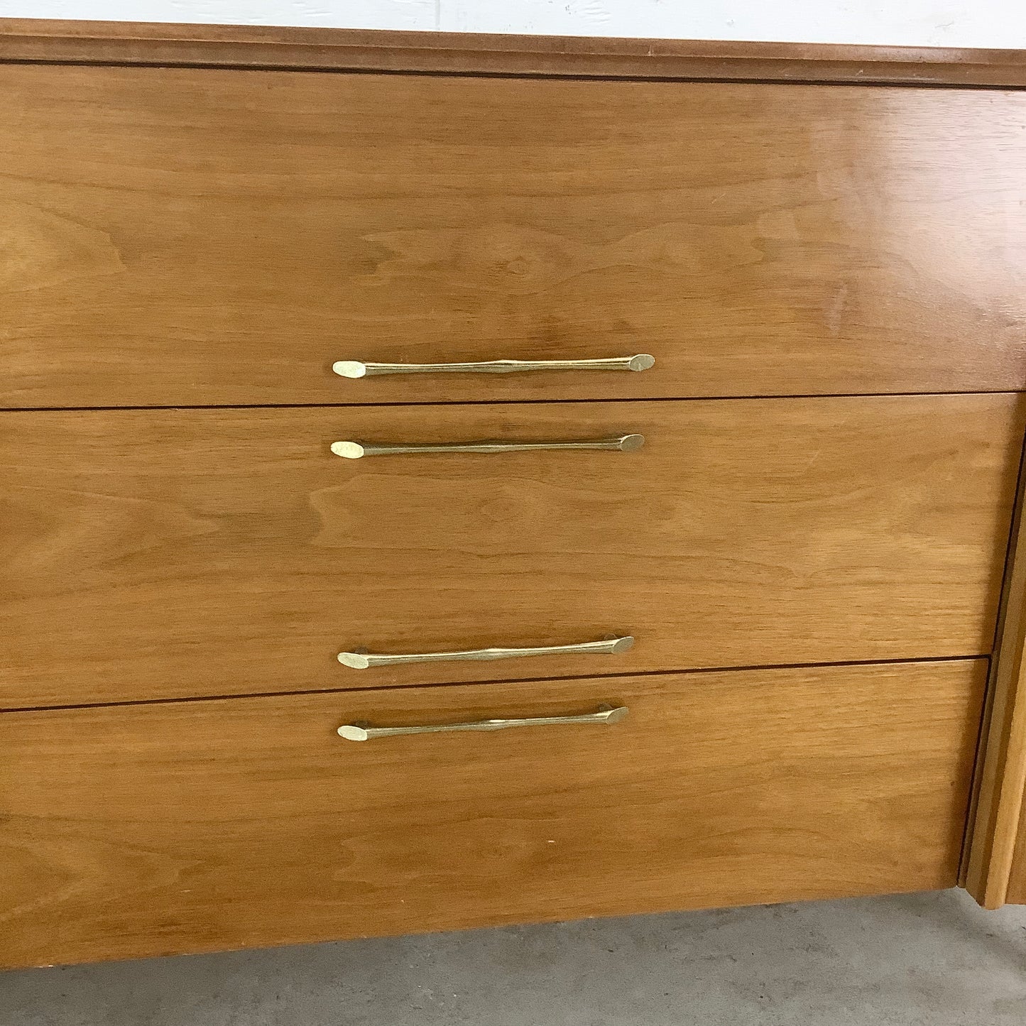 Mid-Century Modern Walnut Sideboard or Buffet