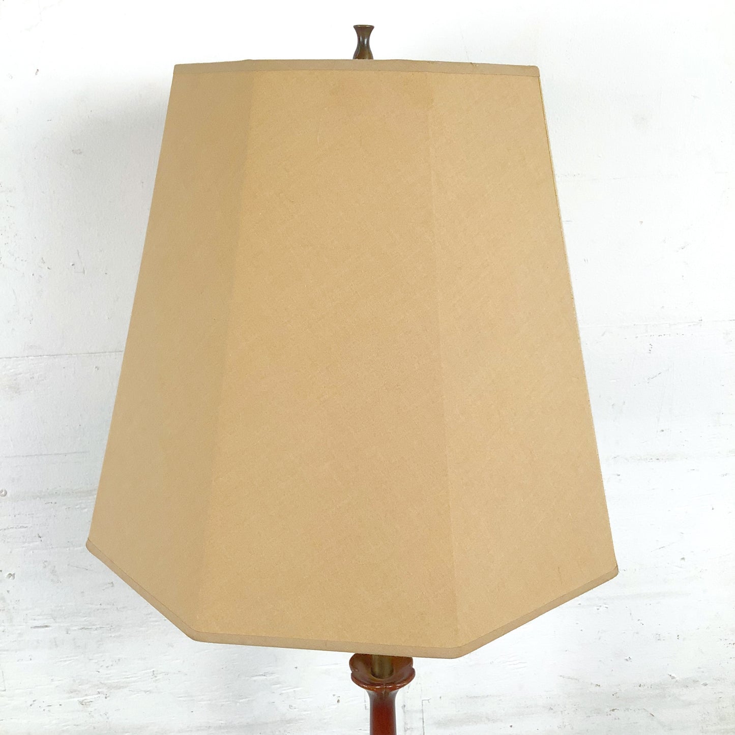Vintage Mid-Century Modern Sculptural Walnut Floor Lamp in the Style of Laurel Lamp Company
