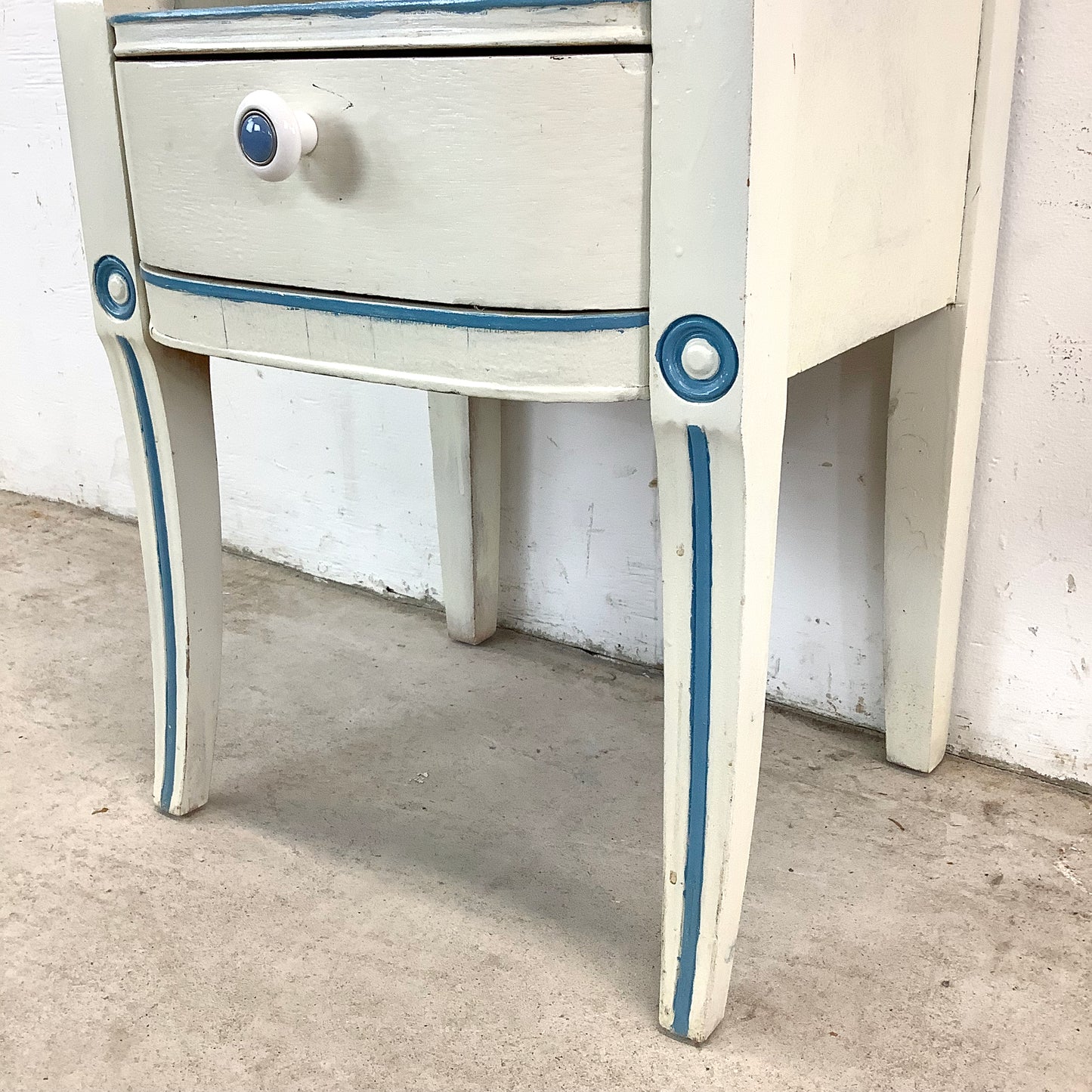 Vintage Neoclassical Nightstand with Drawer