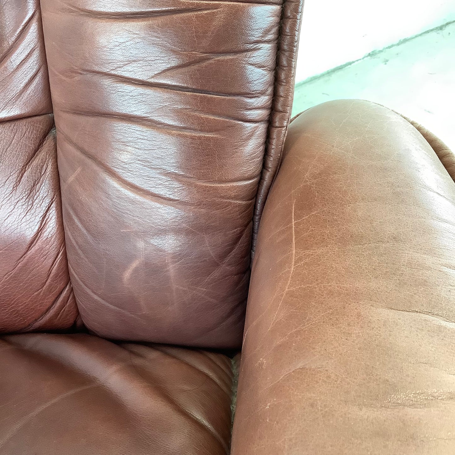 Vintage Ekornes Stressless Admiral Maroon Leather Recliner With Ottoman