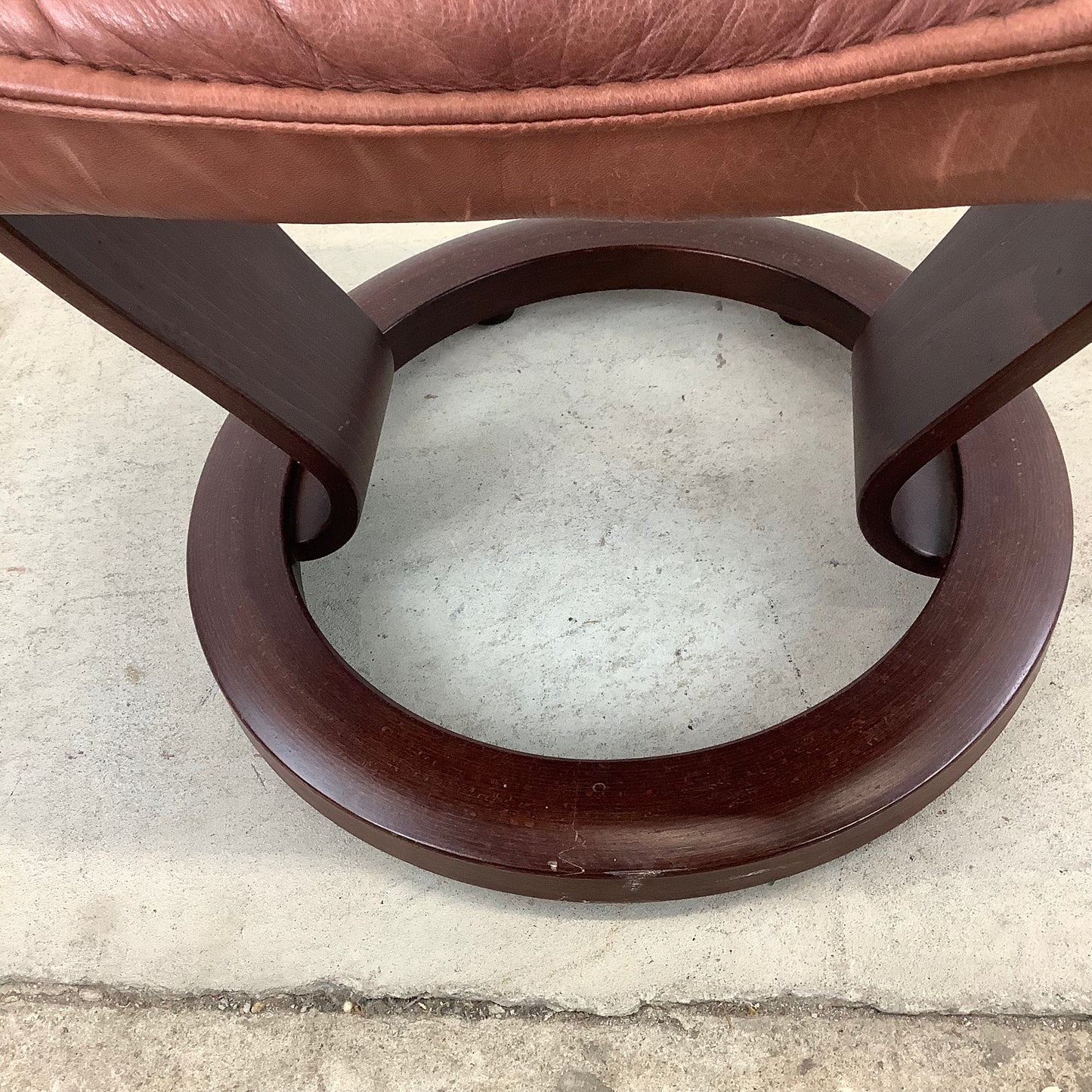 Vintage Ekornes Stressless Admiral Maroon Leather Recliner With Ottoman