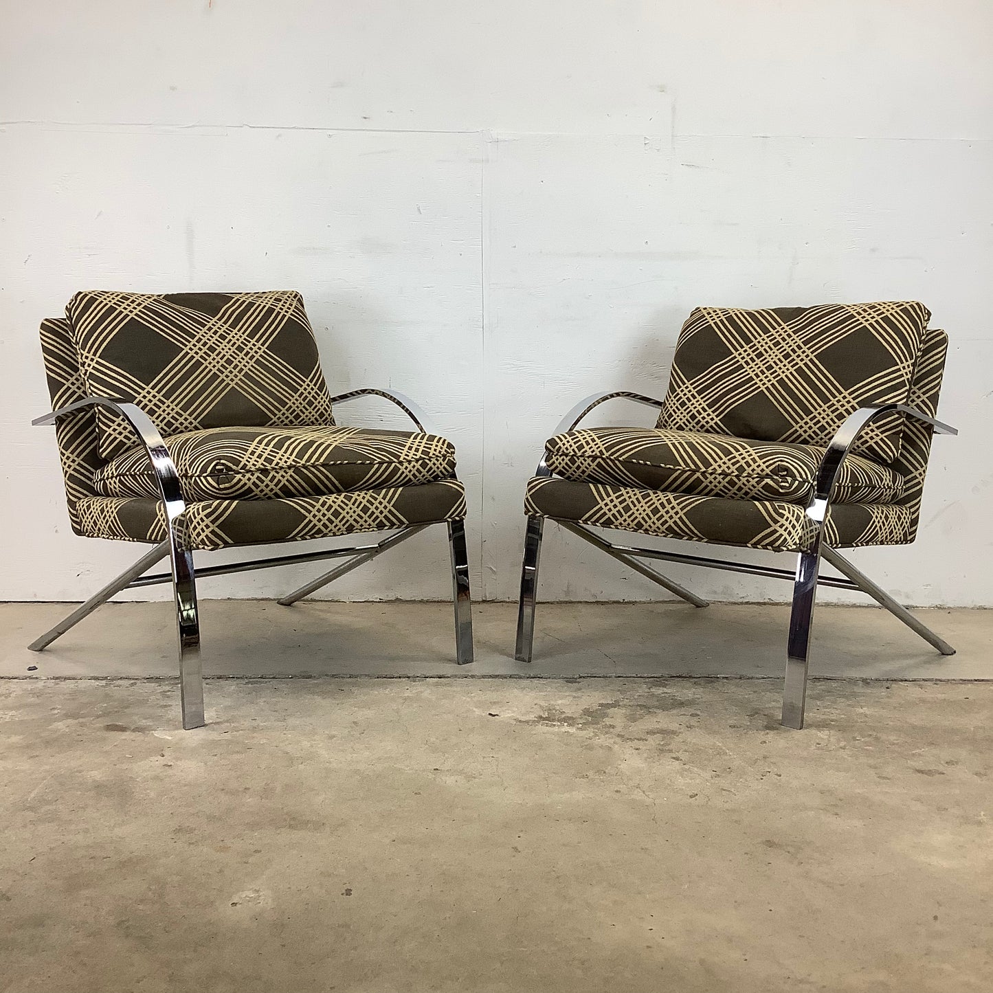 Pair of Mid-Century Chrome "Arco" Lounge Chairs attr. Paul Tuttle