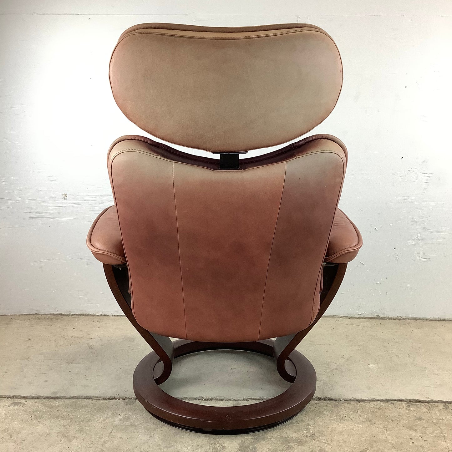 Vintage Ekornes Stressless Admiral Maroon Leather Recliner With Ottoman