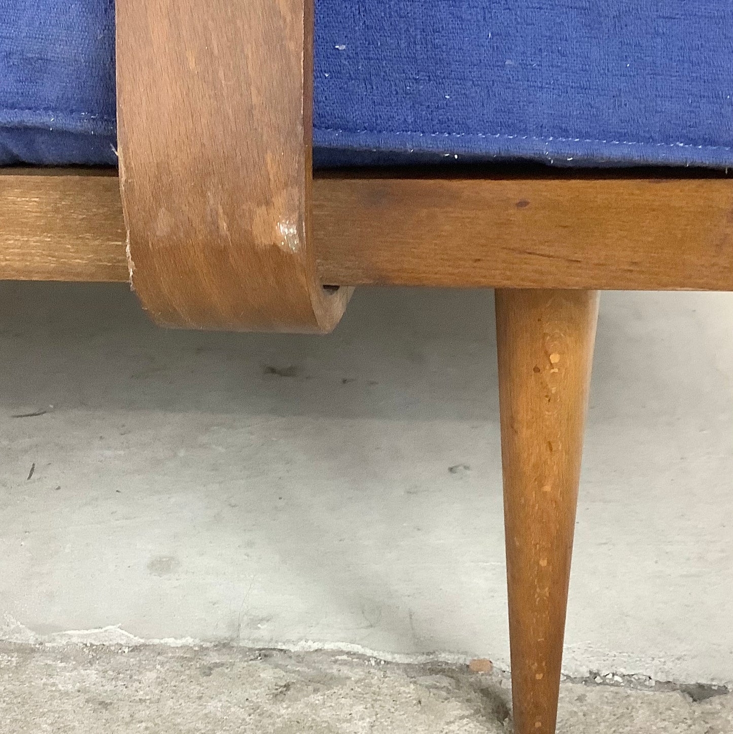 Mid-Century Modern Daybed