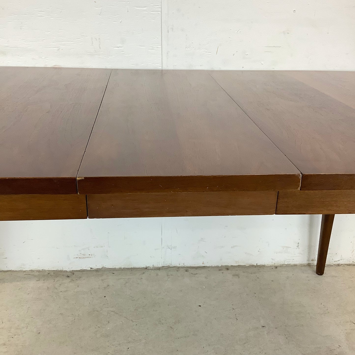 Mid-Century Broyhill Saga Dining Table w/Leaf