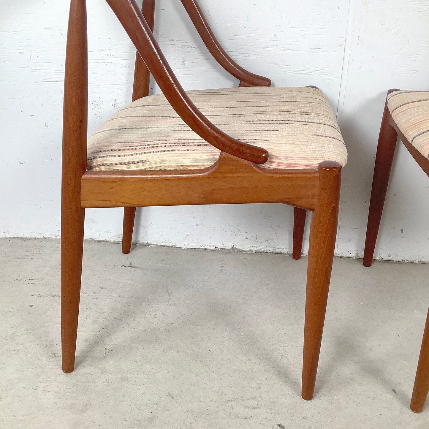 Johannes Andersen Model #16 dining chairs for Uldum Møbelfabrik - set Six