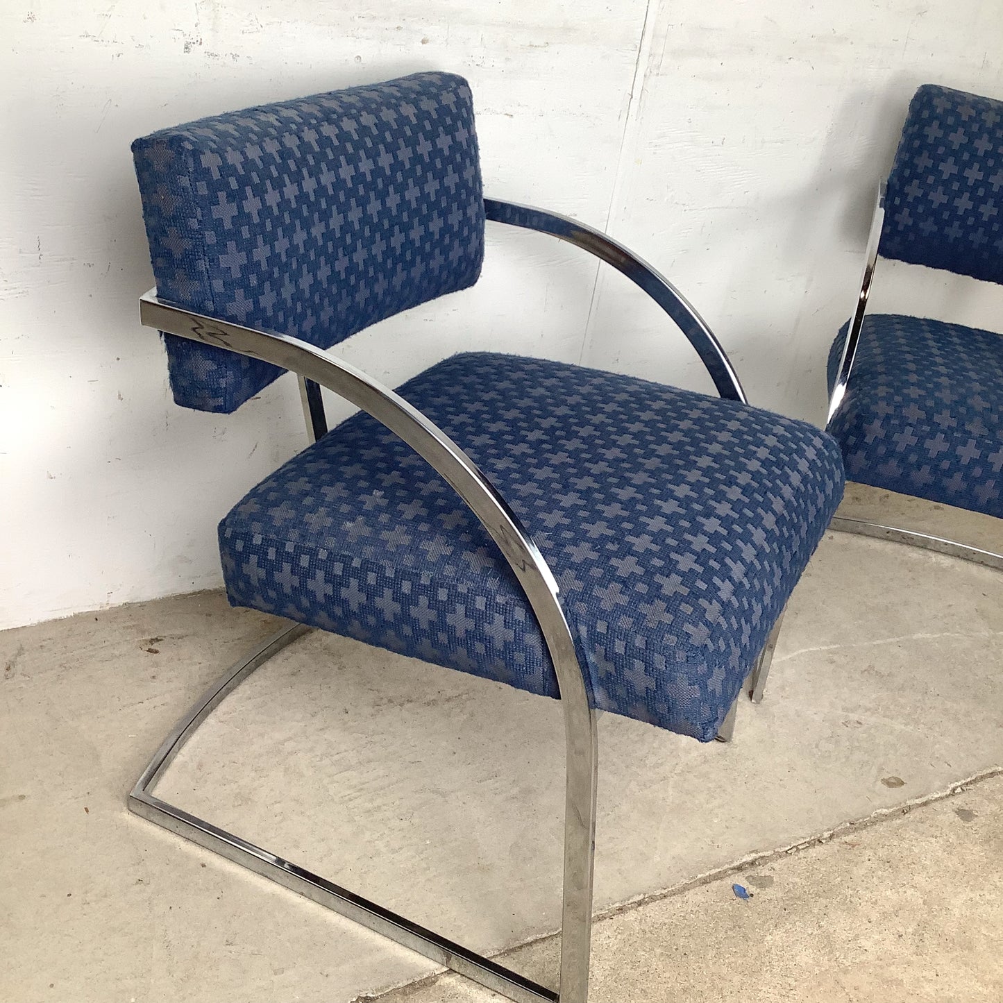 Brno Flat Bar Chrome Cantilever Armchairs | Pair | 1970s–80s