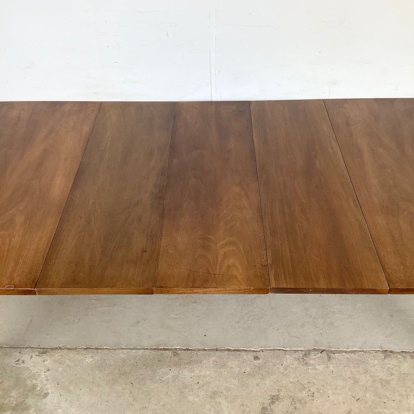 Mid-Century Dining Table With Leaves- Broyhill Saga