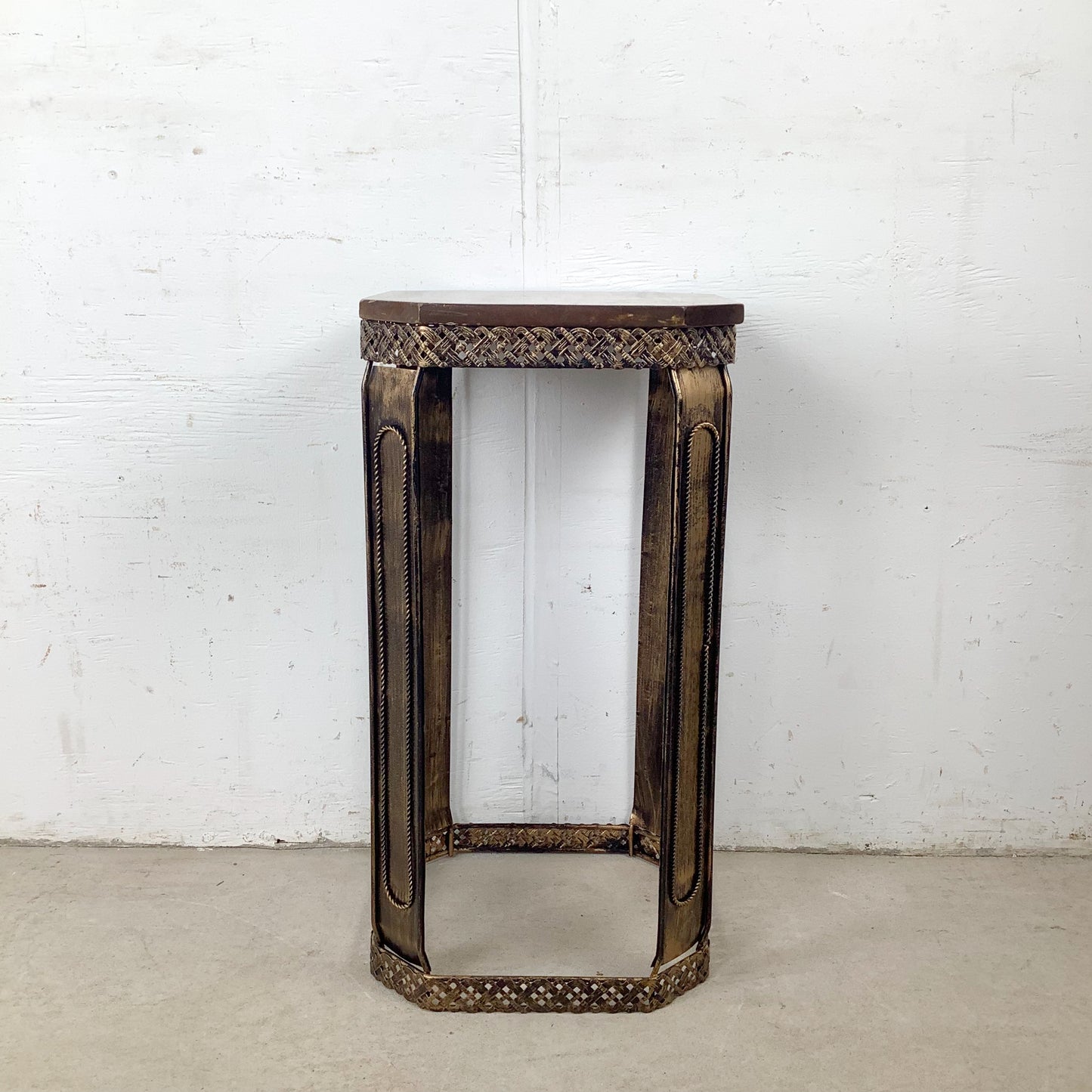 Boho Pedestal Table with Open Metal Structure