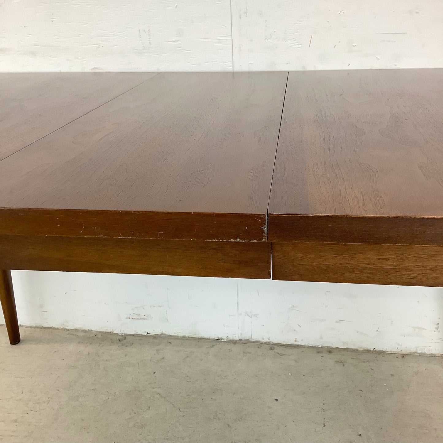 Mid-Century Broyhill Saga Dining Table w/Leaf