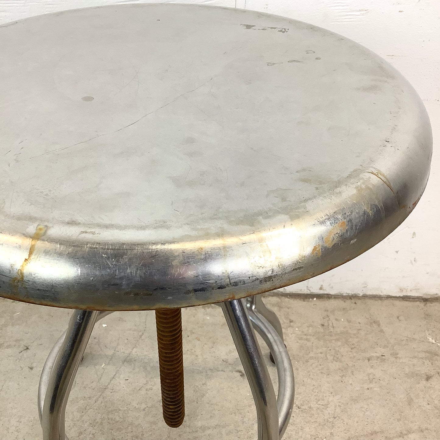 Industrial Modern Shop Stool With Adjustable Height