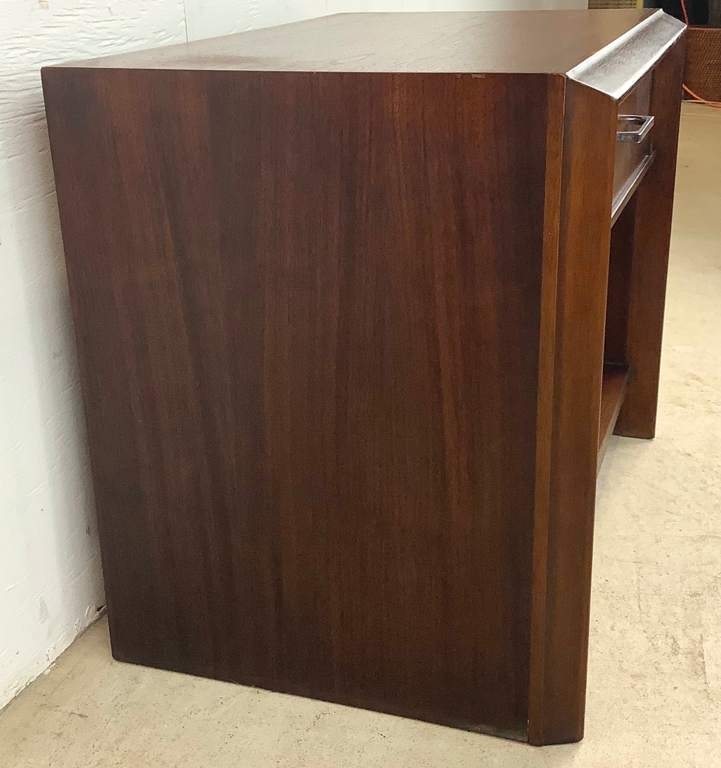 Mid-Century Nightstand With Drawer