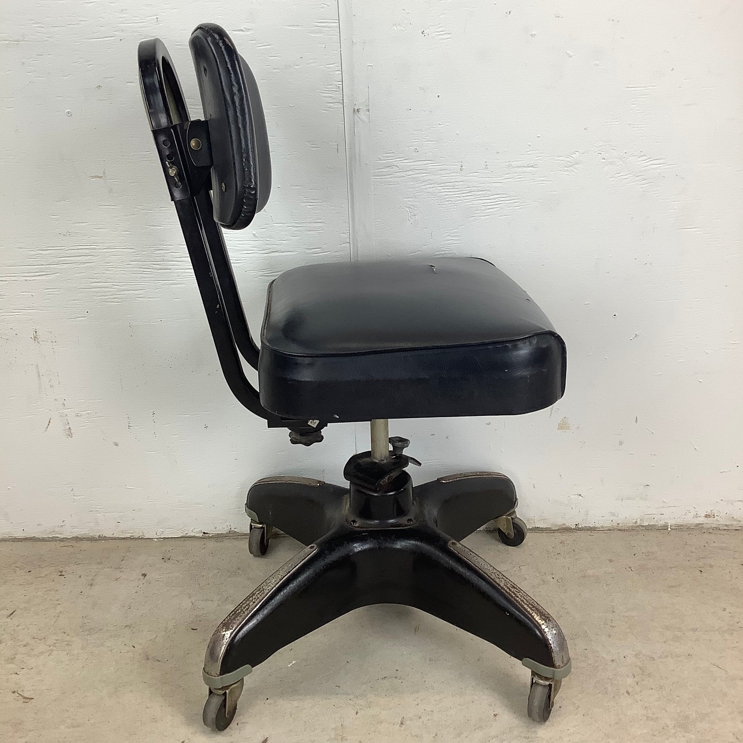 Vintage Industrial Tanker Chair With Four-Prong Wheeled Base