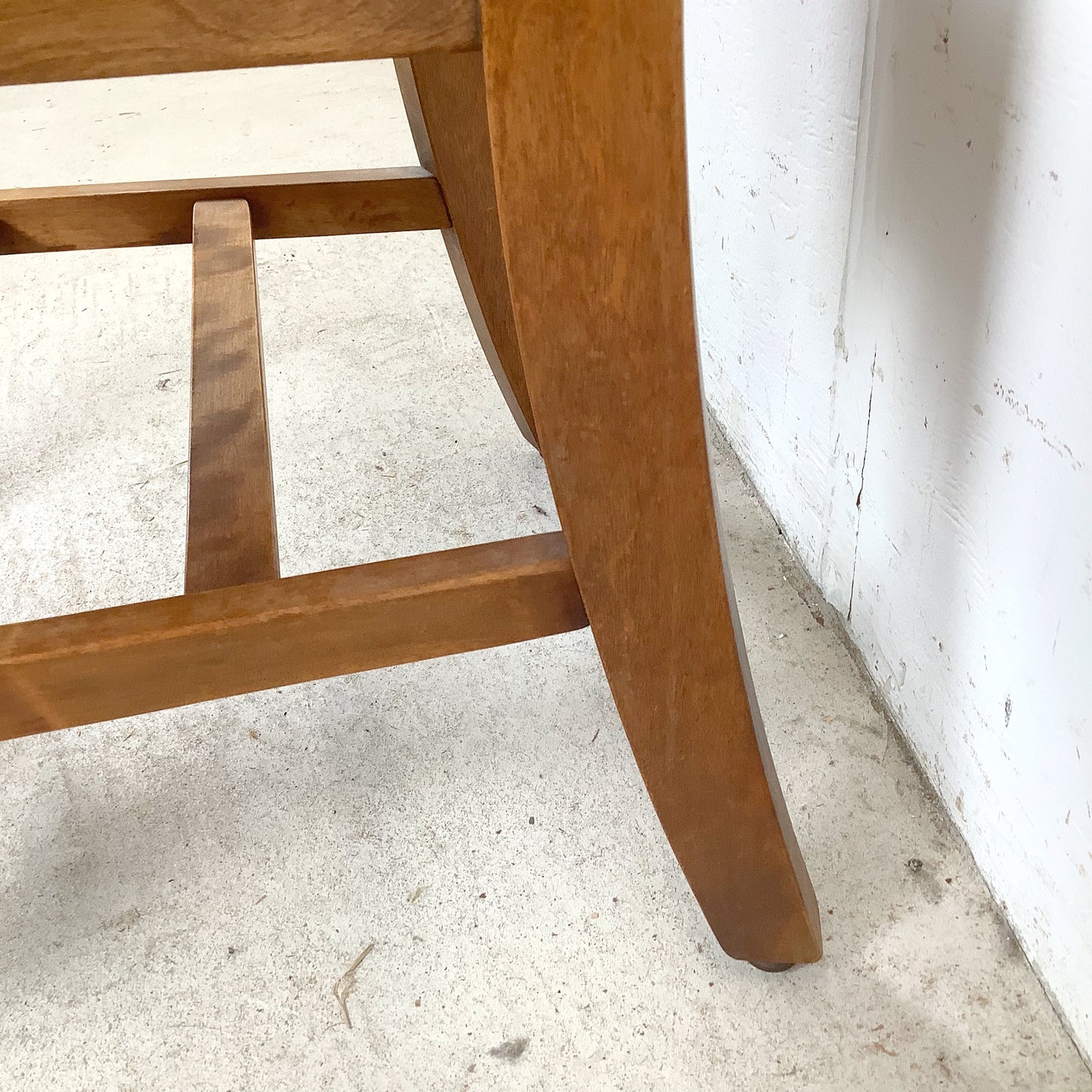 Vintage American Schoolhouse Chair — Solid Wood Slat Back, Saddle Seat
