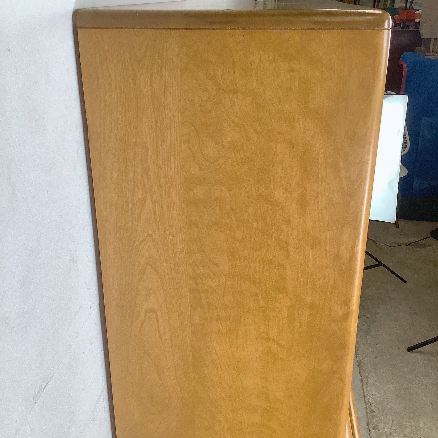 Heywood-Wakefield Wheat Display Hutch