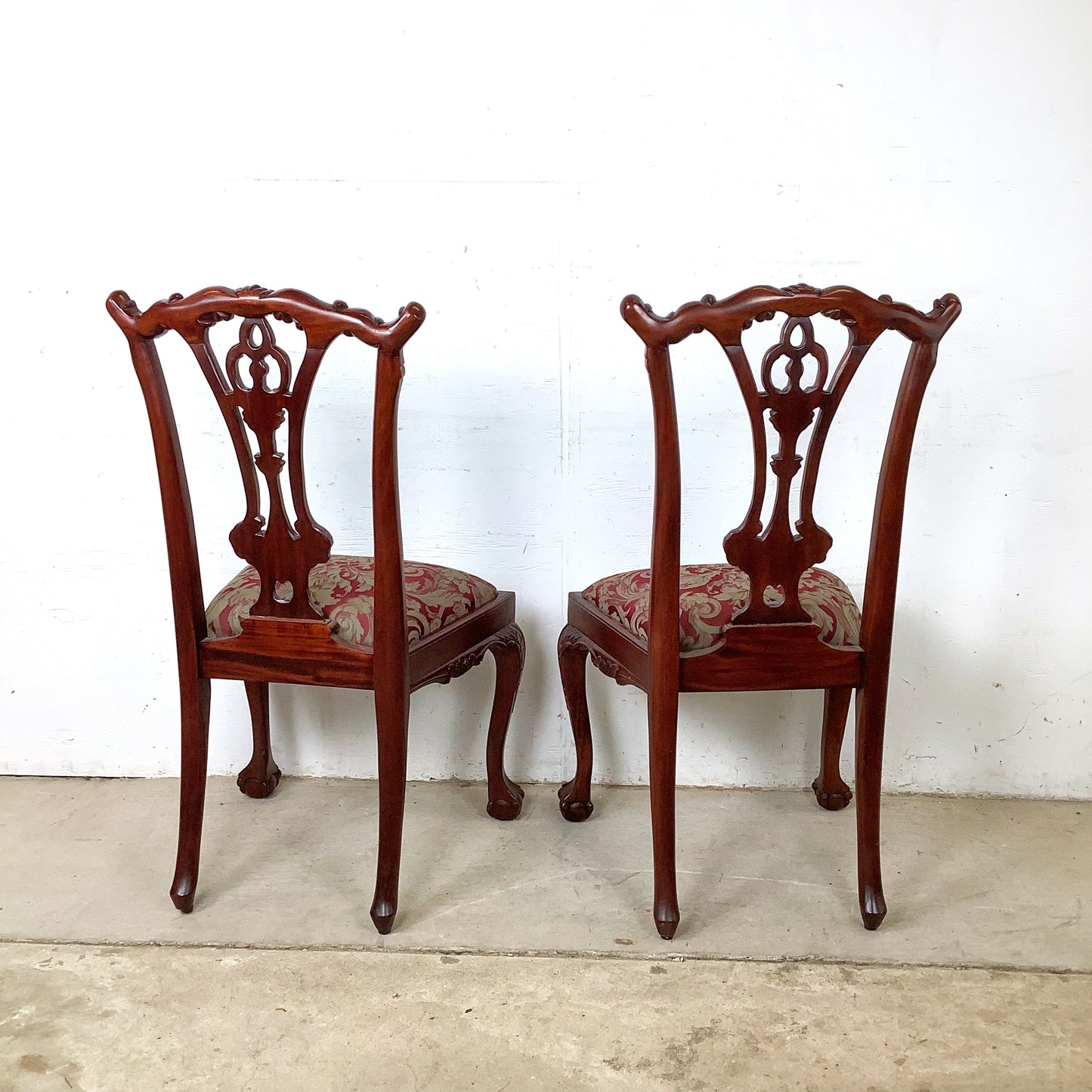 Set of Six Chippendale Style Mahogany Dining Chairs | Carved Splat Backs | Ball-and-Claw Feet