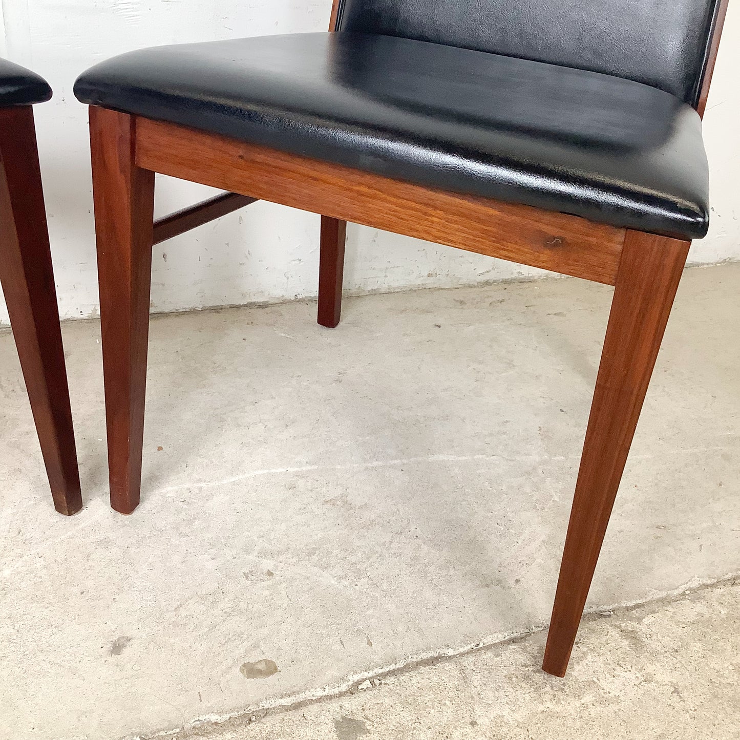 Set of Three Dillingham Furniture Walnut High-Back Dining Chairs