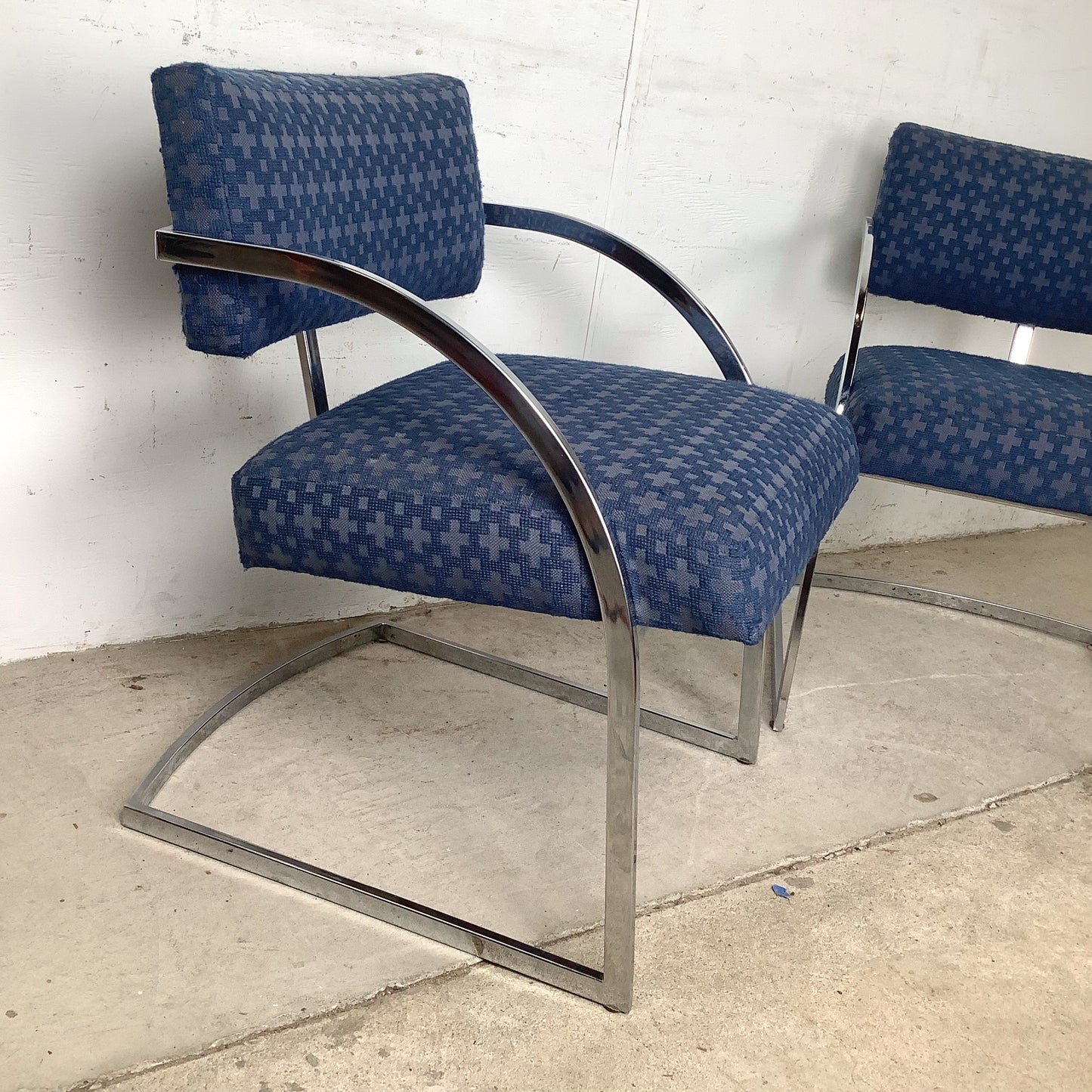 Brno Flat Bar Chrome Cantilever Armchairs | Pair | 1970s–80s