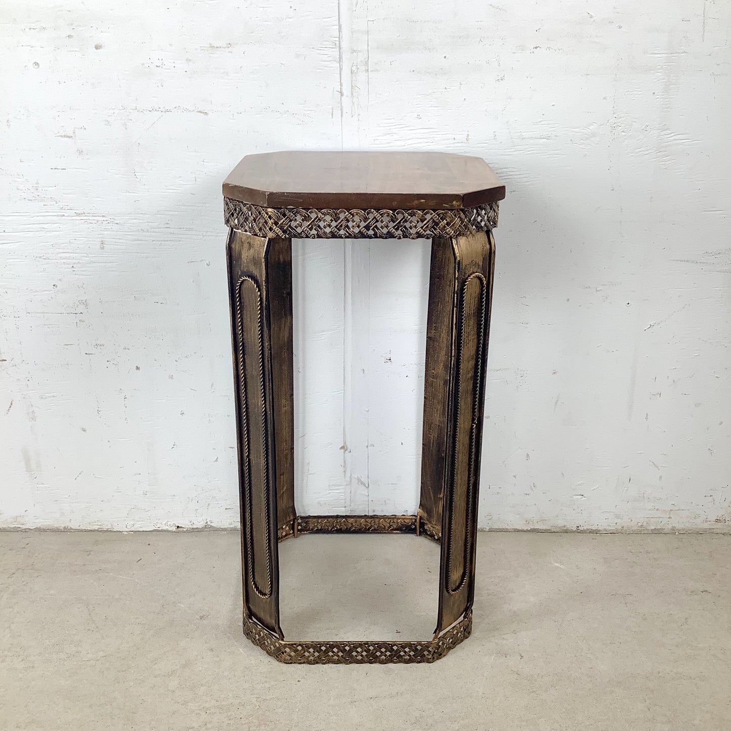 Boho Pedestal Table with Open Metal Structure