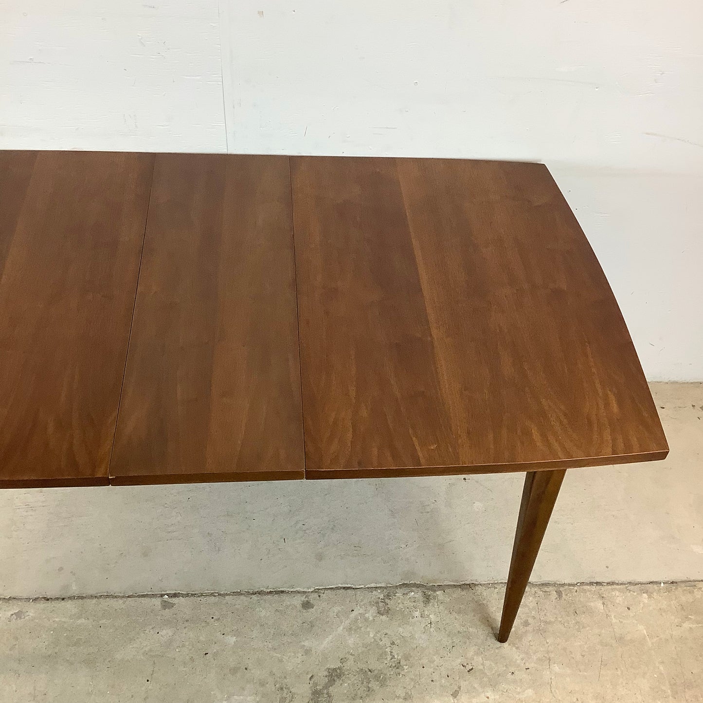 Mid-Century Broyhill Saga Dining Table w/Leaf