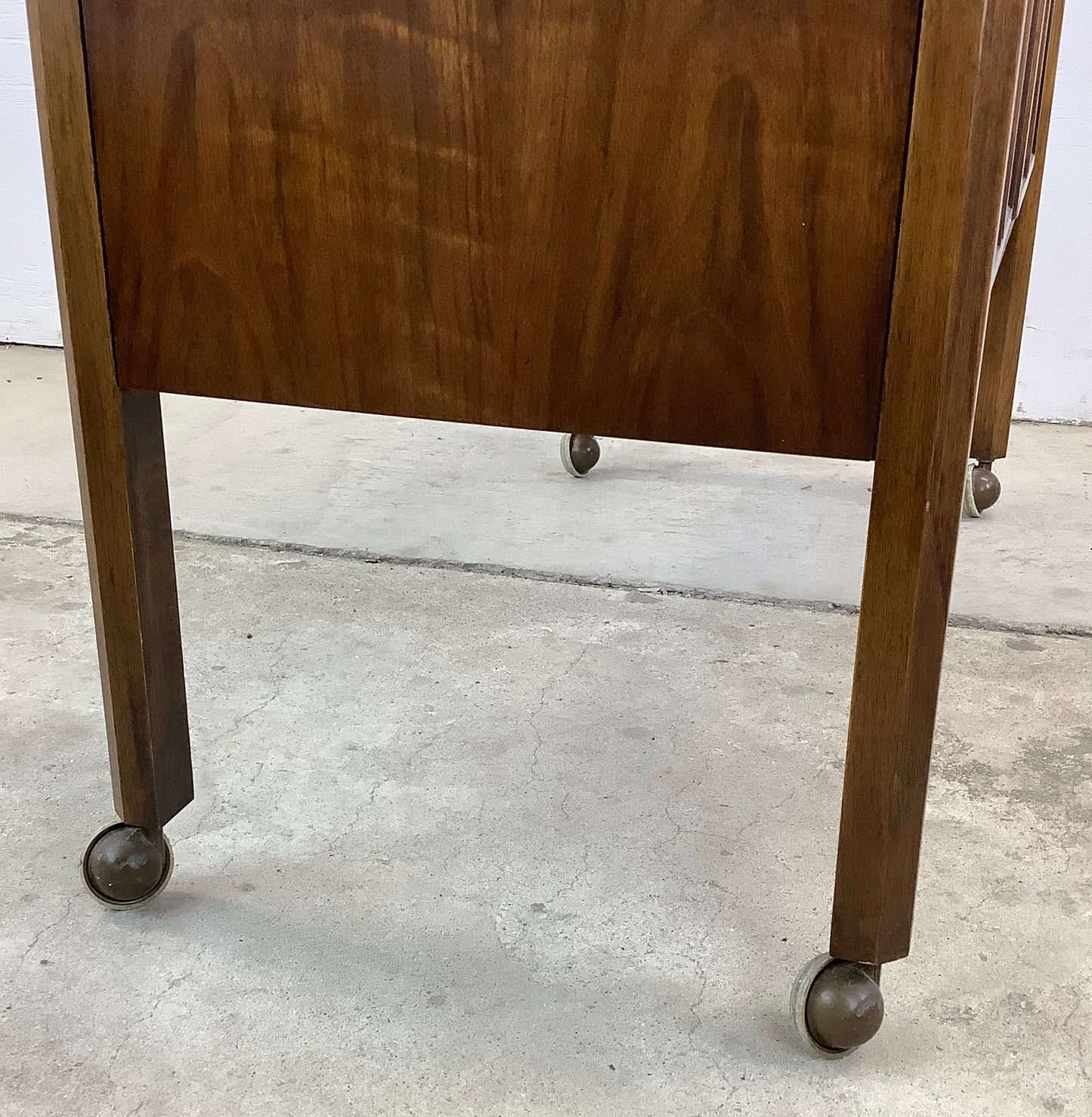 Mid-Century Modern Walnut Bar Cart With Leaves