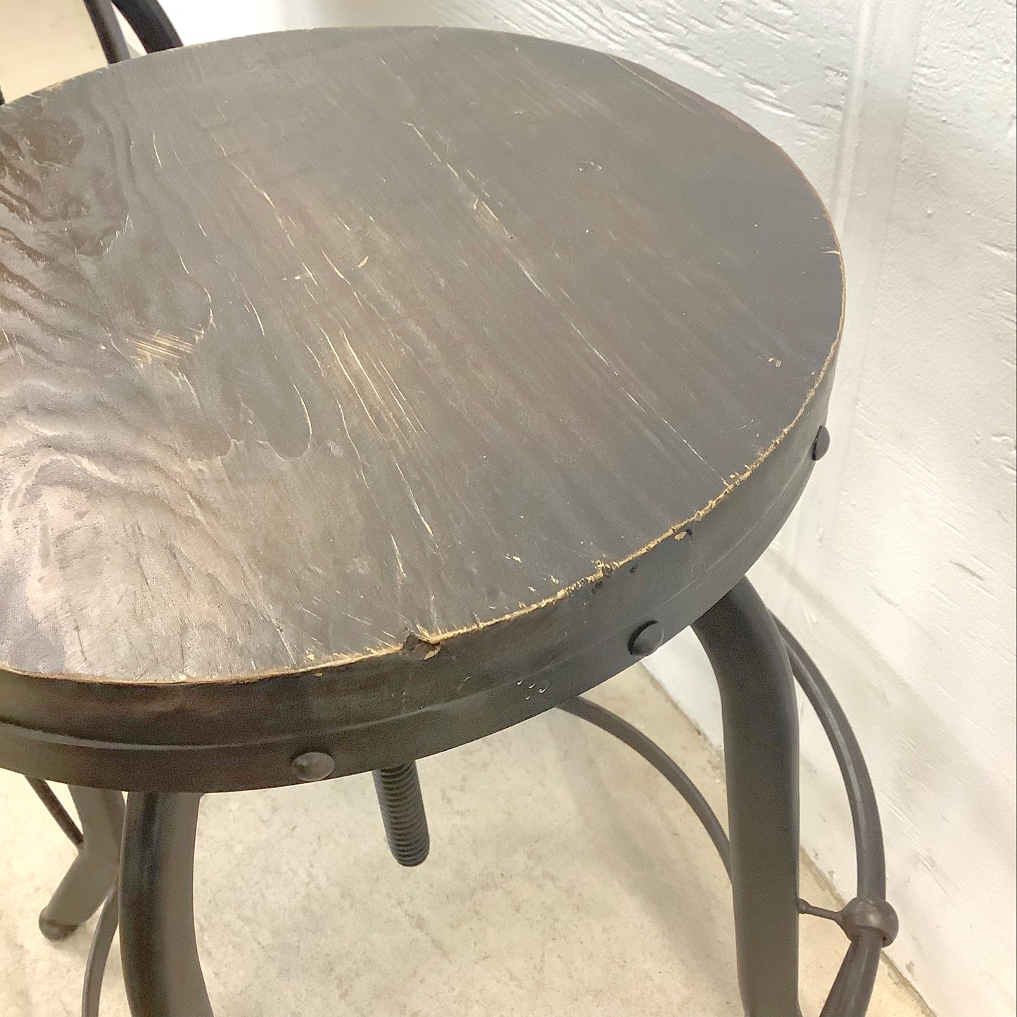 Modern Swivel Counter Stools- set of SIX