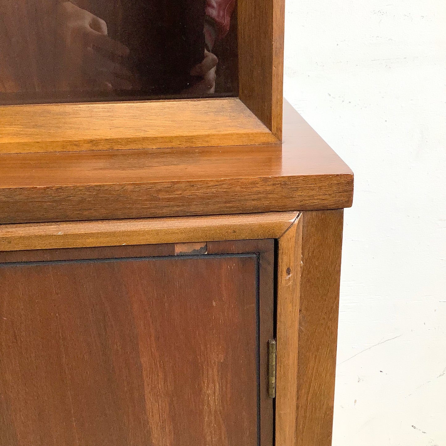 Mid-Century Modern Sideboard Display Cabinet