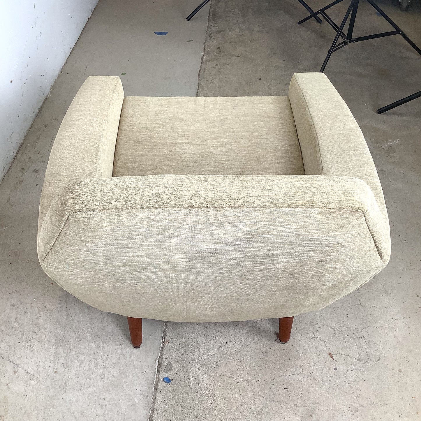 Scandinavian Modern Lounge Chair and Ottoman | Faceted Back