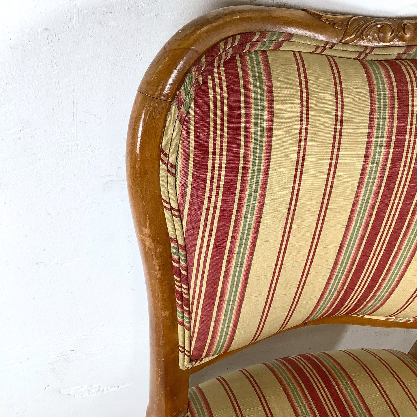 Queen Anne Dining Side Chairs — Set of Four | Walnut Cabriole Legs | Burgundy Stripe Upholstery
