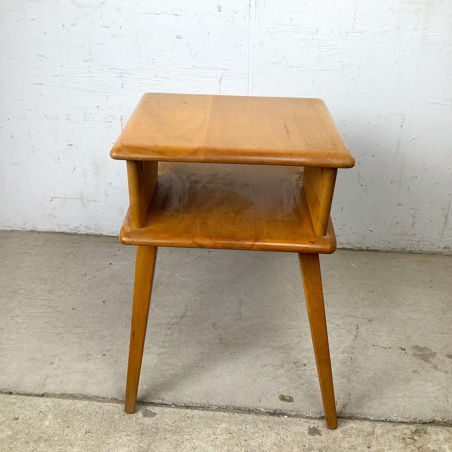 Vintage Heywood-Wakefield Birch Magazine Table | Mid-Century Wheat Finish End Table